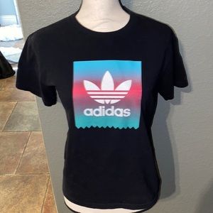 Adidas tee